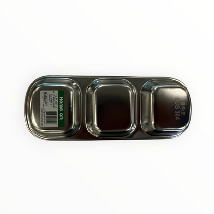 3-compartment sauce dish underside showing Home Art label and SUS 304 stainless steel marking